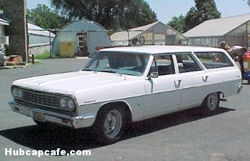 1964 Chevy station wagon. Click to Visit HubCapCafe!
