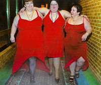 Three Women
Weighing 3 Tons
courtesy sjs9480