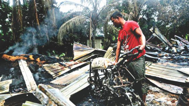 Longadu people fleeing Muslim settler attack