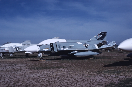 https://www.angelfire.com/dc/jinxx1/Phantoms/F-4D_65-0744__179th_FIS___AMARC__Sep_89___1a.jpg