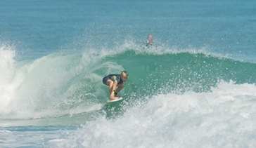 Hawaiian grom Surfer - MaiKai Burdine - Click pic for more