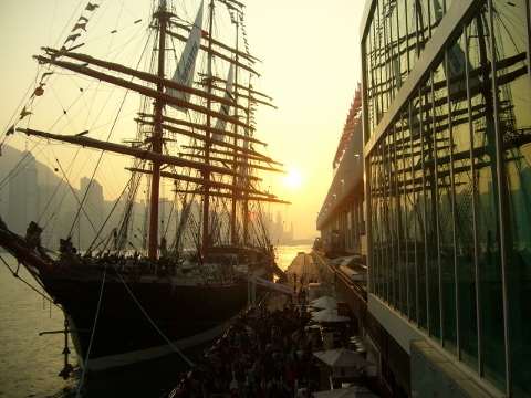 World largest sailing ship in Hong Kong