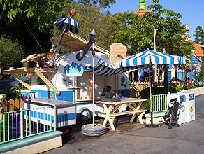 Goofy's Freeze Time Food Vending