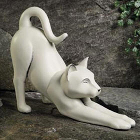 cat statue