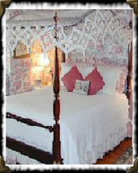 canopy bed