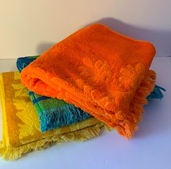 Vintage 1970s Bath Towels