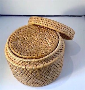 Small Cylinder Shape Baskets Woven with Lid