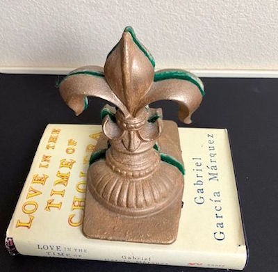 Metal Fleur de Lis Bookends