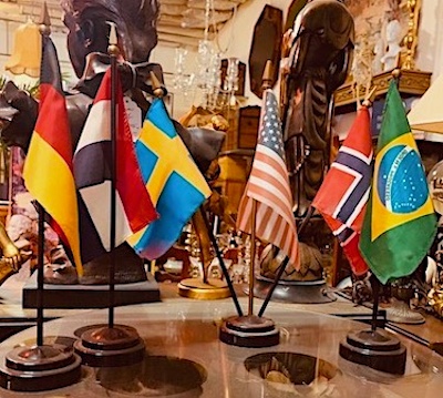 Desk Top Flags