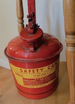 Vintage Eagle 1 Gallon Metal Safety Gas Can