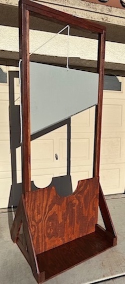 Solid Wood 7 ft Guillotine