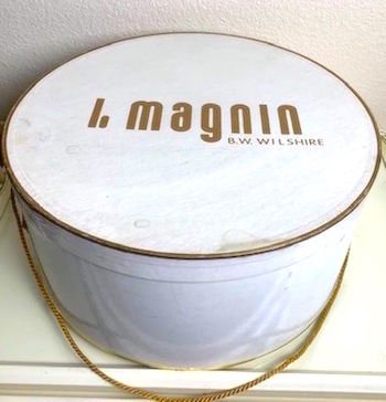 Vintage IMagning White and Gold Box