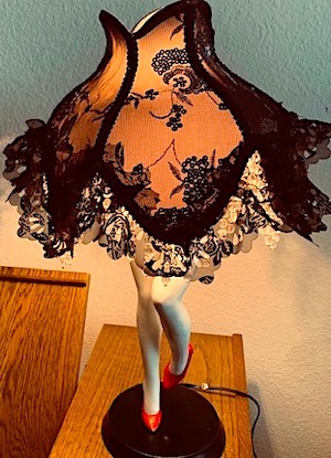 Small Leg Boudoir Lamp, 