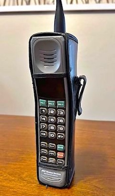 Vintage 1990 Motorola Car Bag Telephone in Original Case