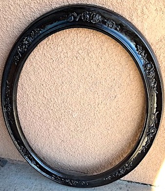 Oval Picture Frame