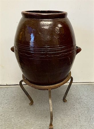 Floor Pottery Jarron Urn With Stand