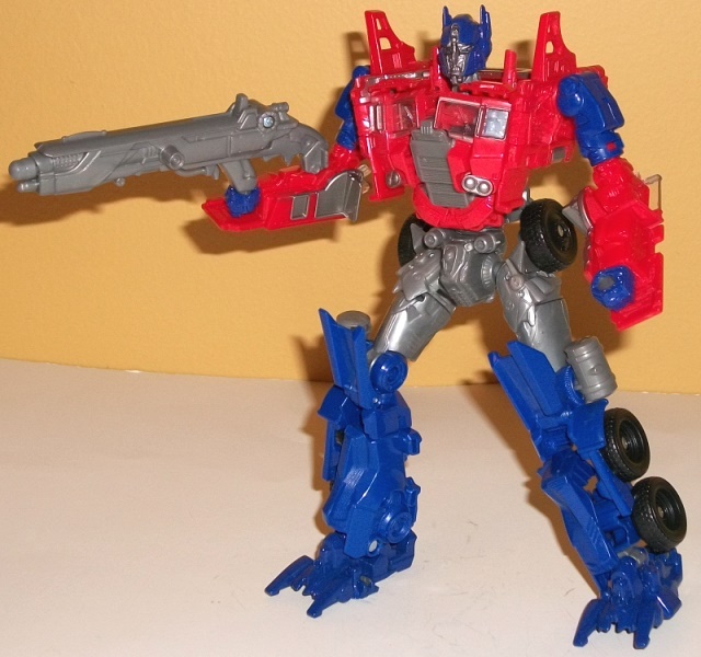 Evasion mode optimus prime 2024 toy