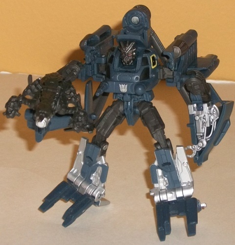 Robot Mode w/ Scorponok (Gun Mode)