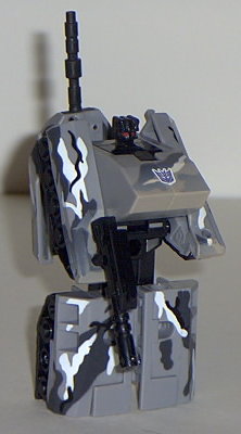 Armorhide, Robot Mode