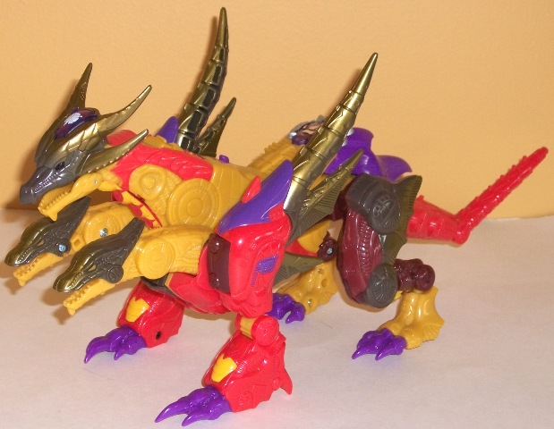 Universe 2.0 Predacon Bruticus Toy Review