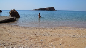 Alonissos Kokkinokastro beach