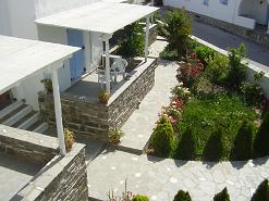 Paros, Ikia Studios