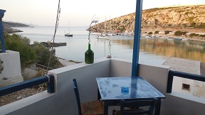 Iraklia, Syrma taverna