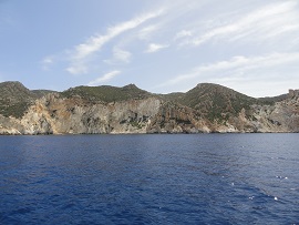 Polyaigos island, Milos