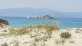 Mikri Vigla beach on Naxos