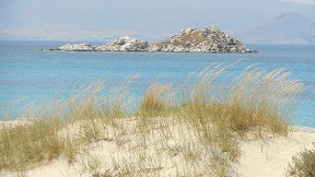 Mikri Vigla beach on Naxos