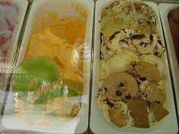 Samos, Pythagorion, Orange lunchroom & ice cream