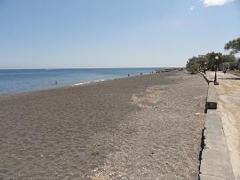 Perissa Beach, Santorini