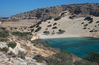 Psili Amos Beach in Schinoussa