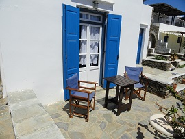 Sifnos, Fassoulou Studios in Faros